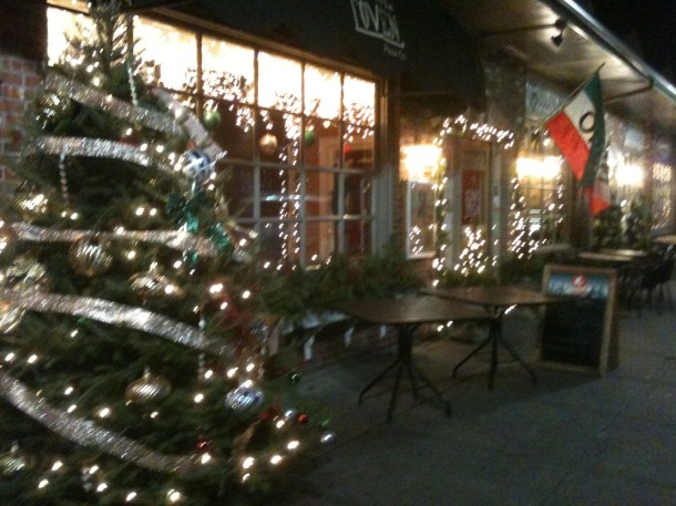 Best mac & cheese next to the new French bread bakery